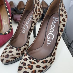 Paco Gil leopard heels